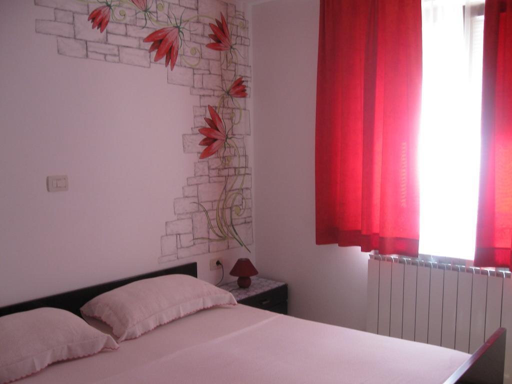 Villa "Pied-A-Terre" Residence & Spa Umag Ruang foto